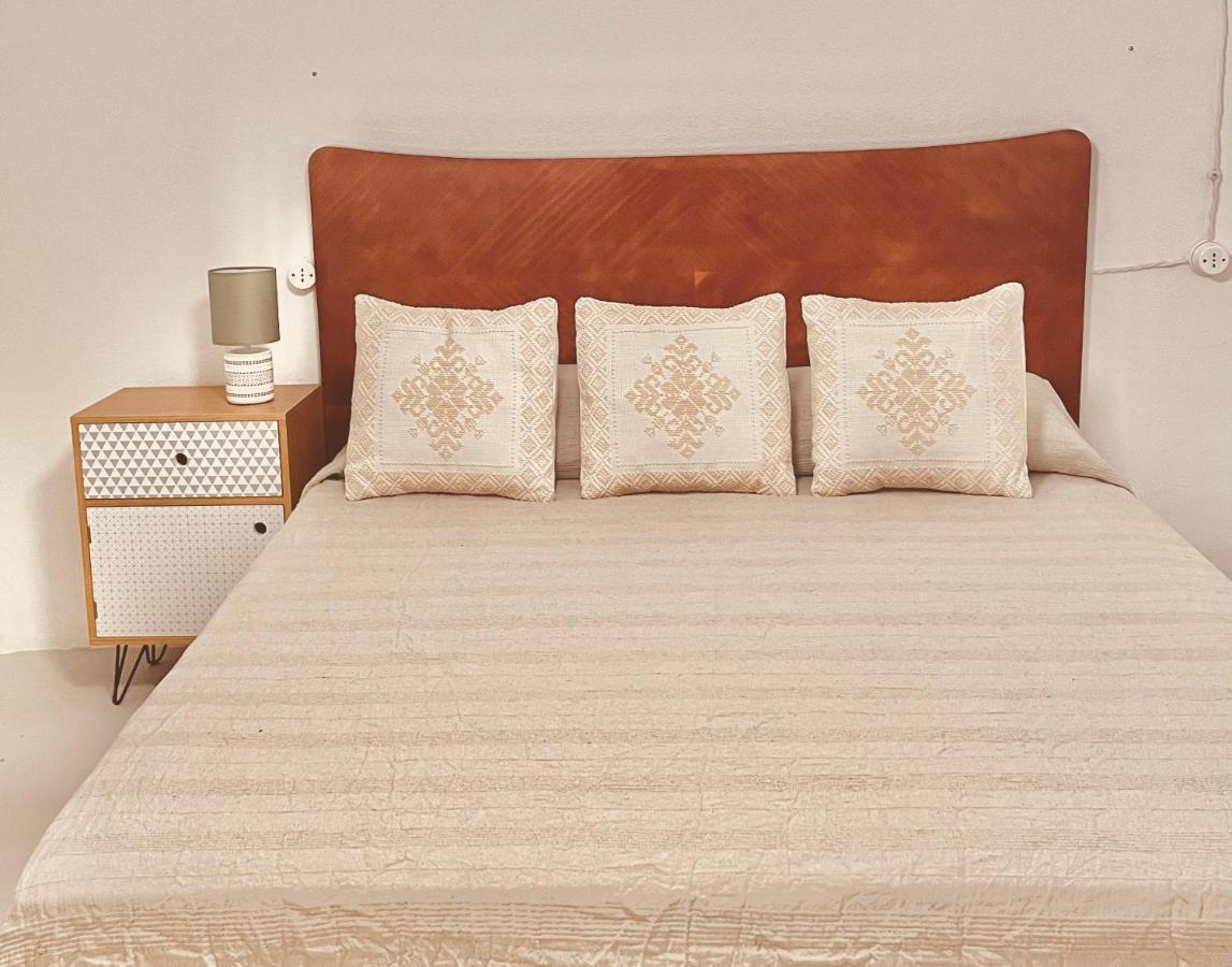 Tierra Guesthouse Ольбия Экстерьер фото